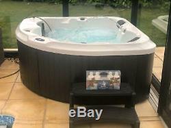 3 Person Hot Tub Luxury Spa Cove Bay Premium Controls Led Light