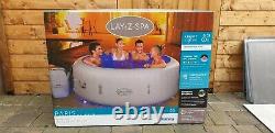 Brand NEW Lay Z Spa PARIS 4-6 Person Hot Tub LED Lights 7 Colours BIRMINGHAM