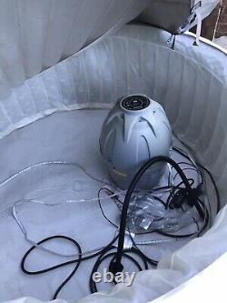 Lay-Z-Spa Paris 4-6 Person Hot Tub With LED Lights Used See Pics