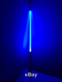 Led FX Lightsaber Light Saber Sword STAR WARS CHANGE COLOR WHILE DUELING Toy