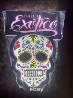 NEW Tequila Exotico Color Changing LED Sugar Skull Day of the Dead Lighted Sign